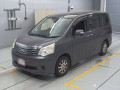 2013 Toyota Noah