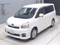 2013 Toyota Voxy