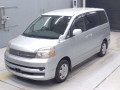 2006 Toyota Voxy