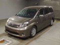 2010 Toyota Isis