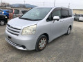 2010 Toyota Noah