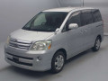 2006 Toyota Noah