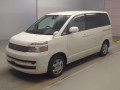 2006 Toyota Voxy
