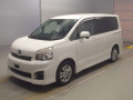 2011 Toyota Voxy