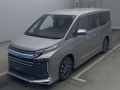 2022 Toyota Voxy