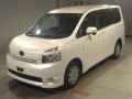 2010 Toyota Voxy