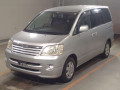 2002 Toyota Noah