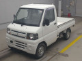 2011 Mitsubishi Minicab Truck