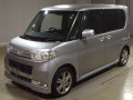 2010 Daihatsu Tanto