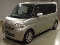 2012 Daihatsu Tanto
