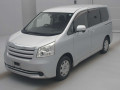 2007 Toyota Noah