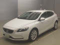 2016 Volvo V40