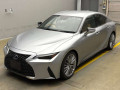 2021 Lexus IS
