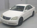 2005 Toyota Crown