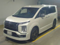 2019 Mitsubishi Delica D5