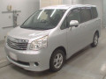 2012 Toyota Noah