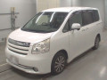 2009 Toyota Noah