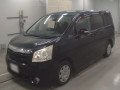2008 Toyota Noah