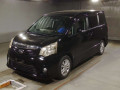 2010 Toyota Noah