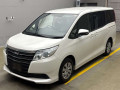 2015 Toyota Noah