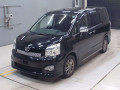 2013 Toyota Voxy