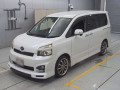 2010 Toyota Voxy