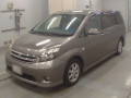 2010 Toyota Isis