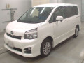 2010 Toyota Voxy