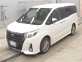 2016 Toyota Noah