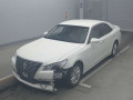2013 Toyota Crown