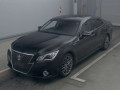 2013 Toyota Crown Hybrid