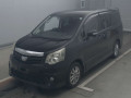 2013 Toyota Noah