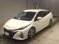 2019 Toyota Prius PHV
