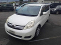 2013 Toyota Isis