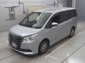 2016 Toyota Noah
