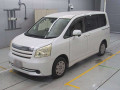 2008 Toyota Noah