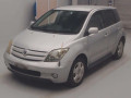 2004 Toyota IST