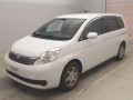 2005 Toyota Isis