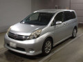 2013 Toyota Isis