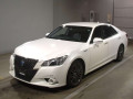 2014 Toyota Crown Hybrid