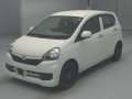 2017 Daihatsu Mira es