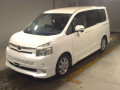 2008 Toyota Voxy