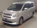 2008 Toyota Noah