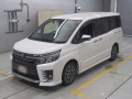 2016 Toyota Voxy