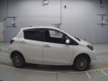 2016 Toyota Vitz
