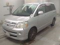 2006 Toyota Noah