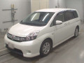 2016 Toyota Isis