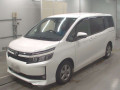 2017 Toyota Voxy