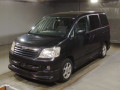 2004 Toyota Noah