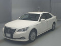 2015 Toyota Crown Hybrid